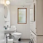 Cozy Summer House With View To The And Nature Vakantiehuis *