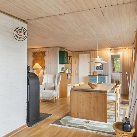 بيت للعطل Cozy Summer House With View To The And Nature Ebberup
